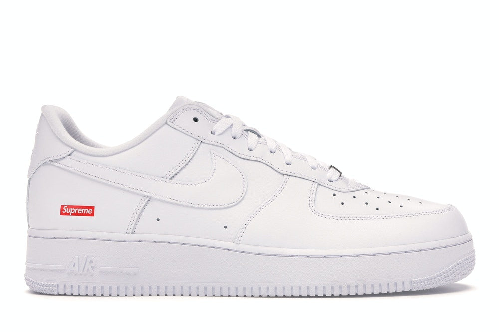 Multitud Importancia judío Nike Air Force 1 Low x Supreme “Box Logo” (White) – Lucky Laced Sneaker  Boutique